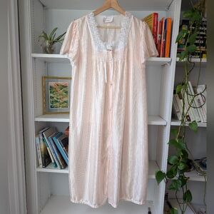 Vintage Women's Lace-Trim Button-Front Nightgown Light Blush Pink Size Small